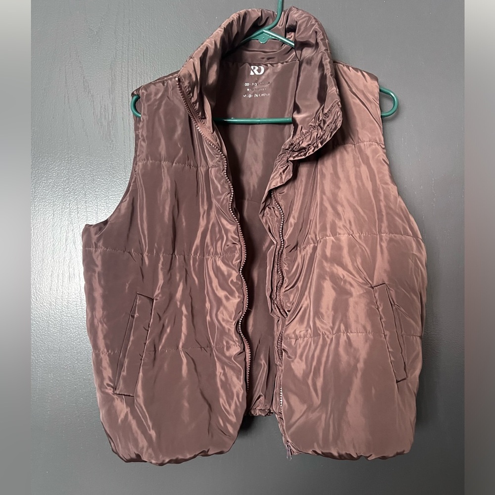 Ranch Dress’n brown vest with a shine. Size large